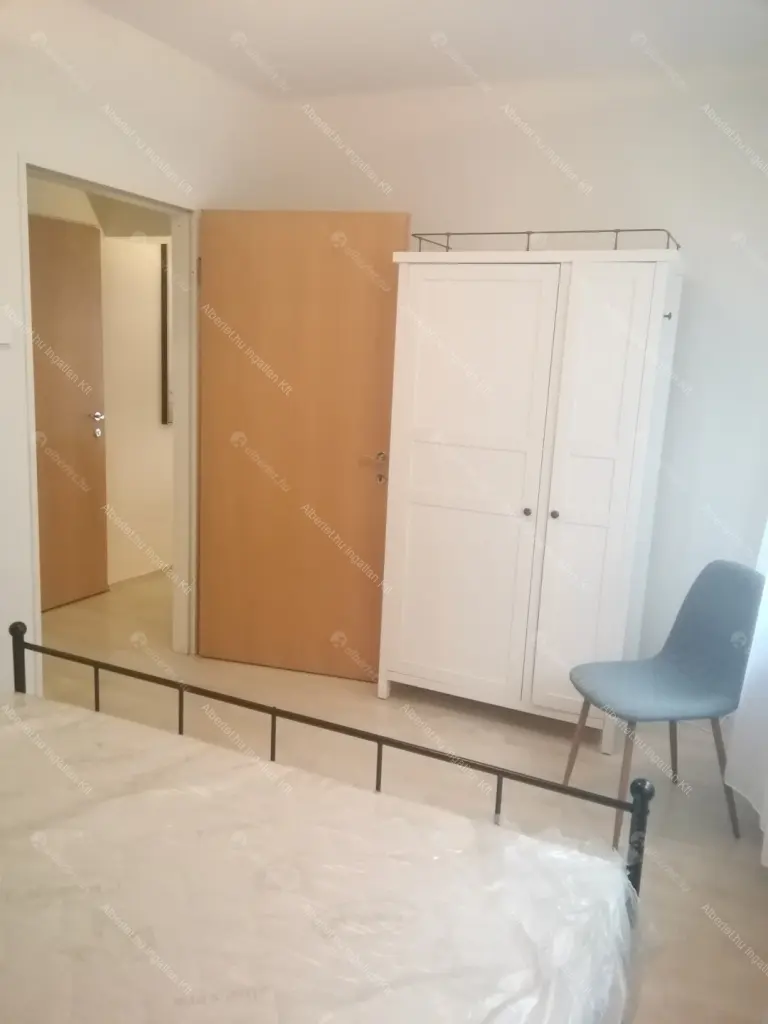 Kiadó albérlet 270000 Ft/hó áron: Budapest, VIII. kerület  Fecske utca. Mérete: 58 nm, 2 szobás | Alberlet.hu - 6687027