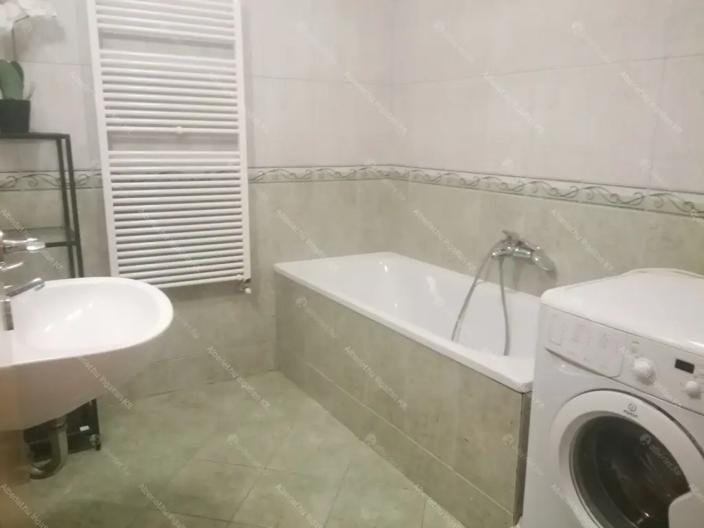 Kiadó albérlet 270000 Ft/hó áron: Budapest, VIII. kerület  Fecske utca. Mérete: 58 nm, 2 szobás | Alberlet.hu - 6687029