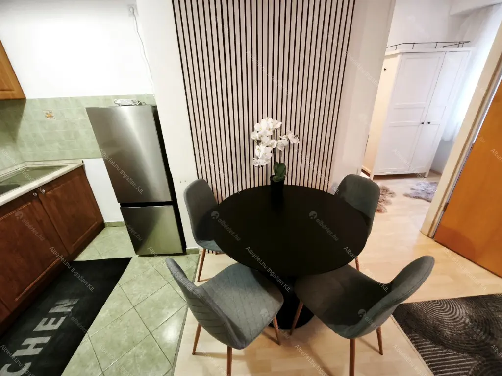 Kiadó albérlet 295000 Ft/hó áron: Budapest, VIII. kerület  Fecske utca. Mérete: 58 nm, 2 szobás | Alberlet.hu - 6693745