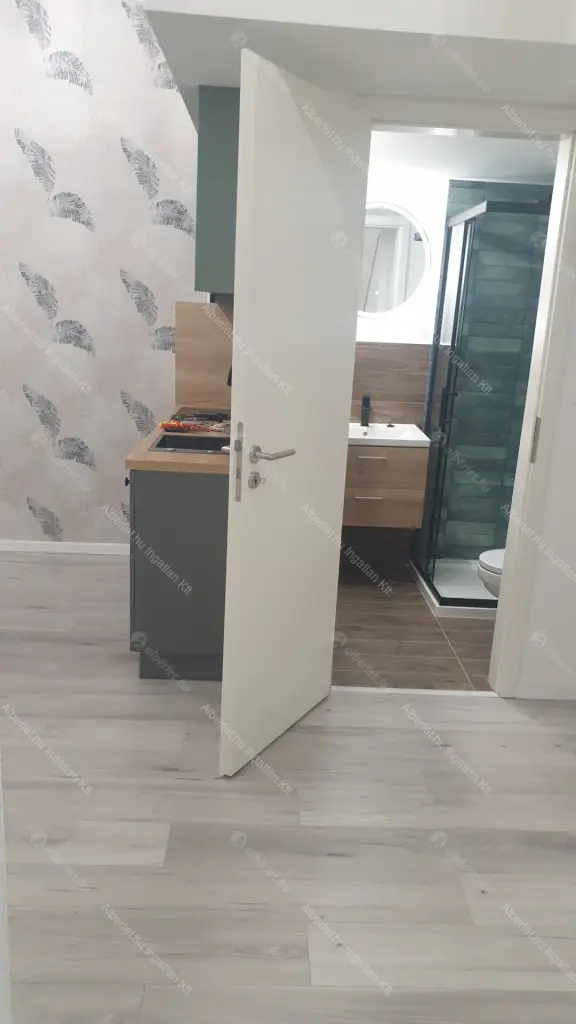 Kiadó albérlet 180000 Ft/hó áron: Budapest, VIII. kerület  Fiumei út. Mérete: 21 nm, 1 szobás | Alberlet.hu - 6659370