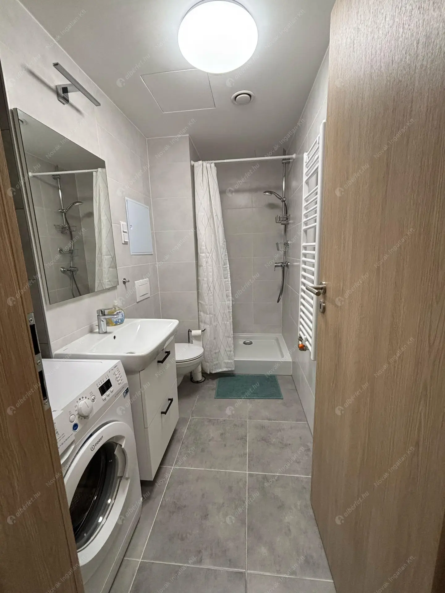 Kiadó albérlet 250000 Ft/hó áron: Budapest, VIII. kerület  Fiumei út. Mérete: 35 nm, 1 szobás | Alberlet.hu - 6375723