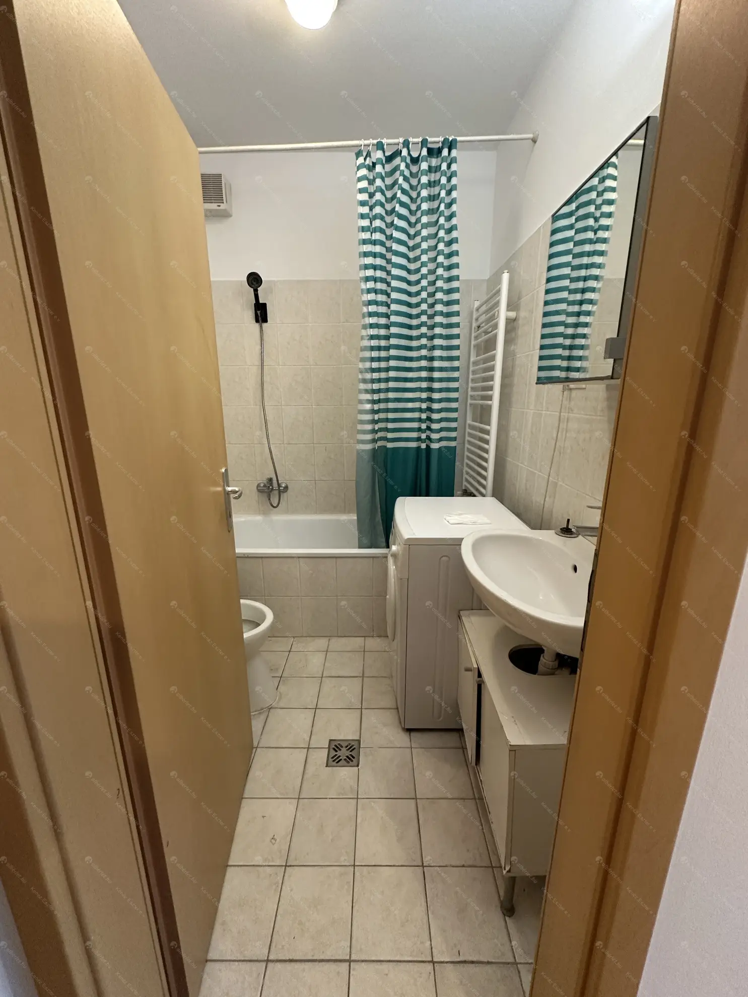 Kiadó albérlet 325000 Ft/hó áron: Budapest, VIII. kerület  Futó utca. Mérete: 40 nm, 2 szobás | Alberlet.hu - 6624034