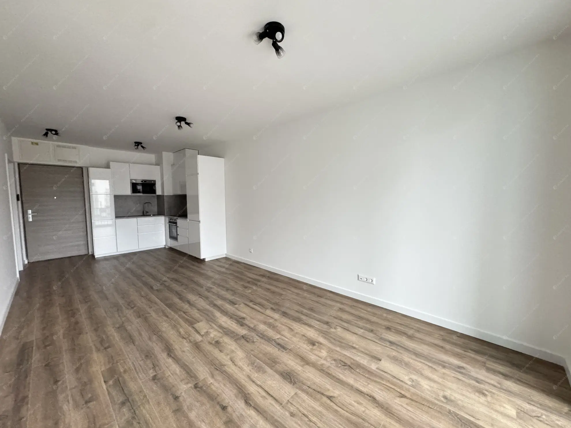 Kiadó albérlet 250000 Ft/hó áron: Budapest, VIII. kerület  Futó utca. Mérete: 46 nm, 2 szobás | Alberlet.hu - 6601628