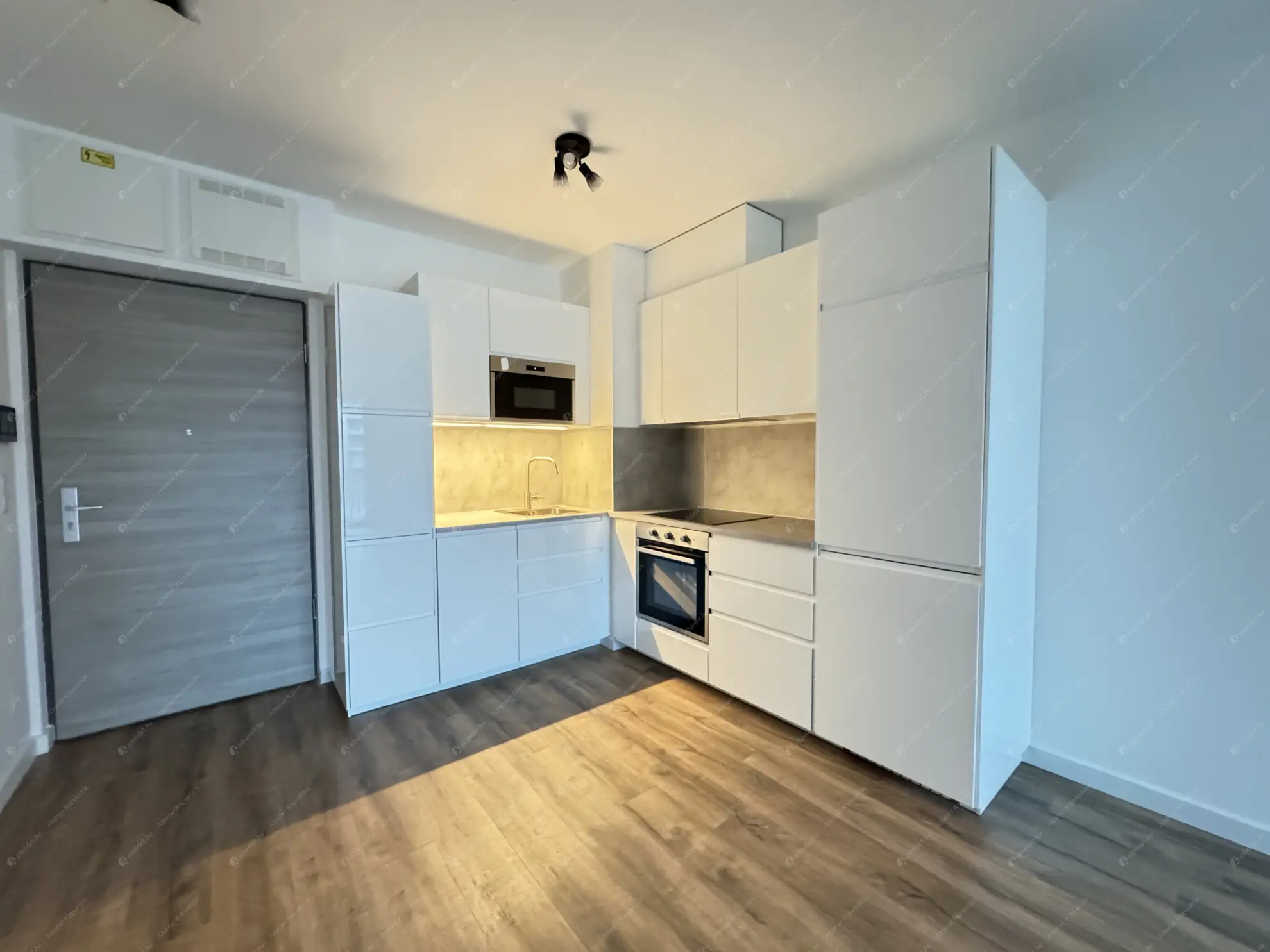 Kiadó albérlet 250000 Ft/hó áron: Budapest, VIII. kerület  Futó utca. Mérete: 46 nm, 2 szobás | Alberlet.hu - 6601632