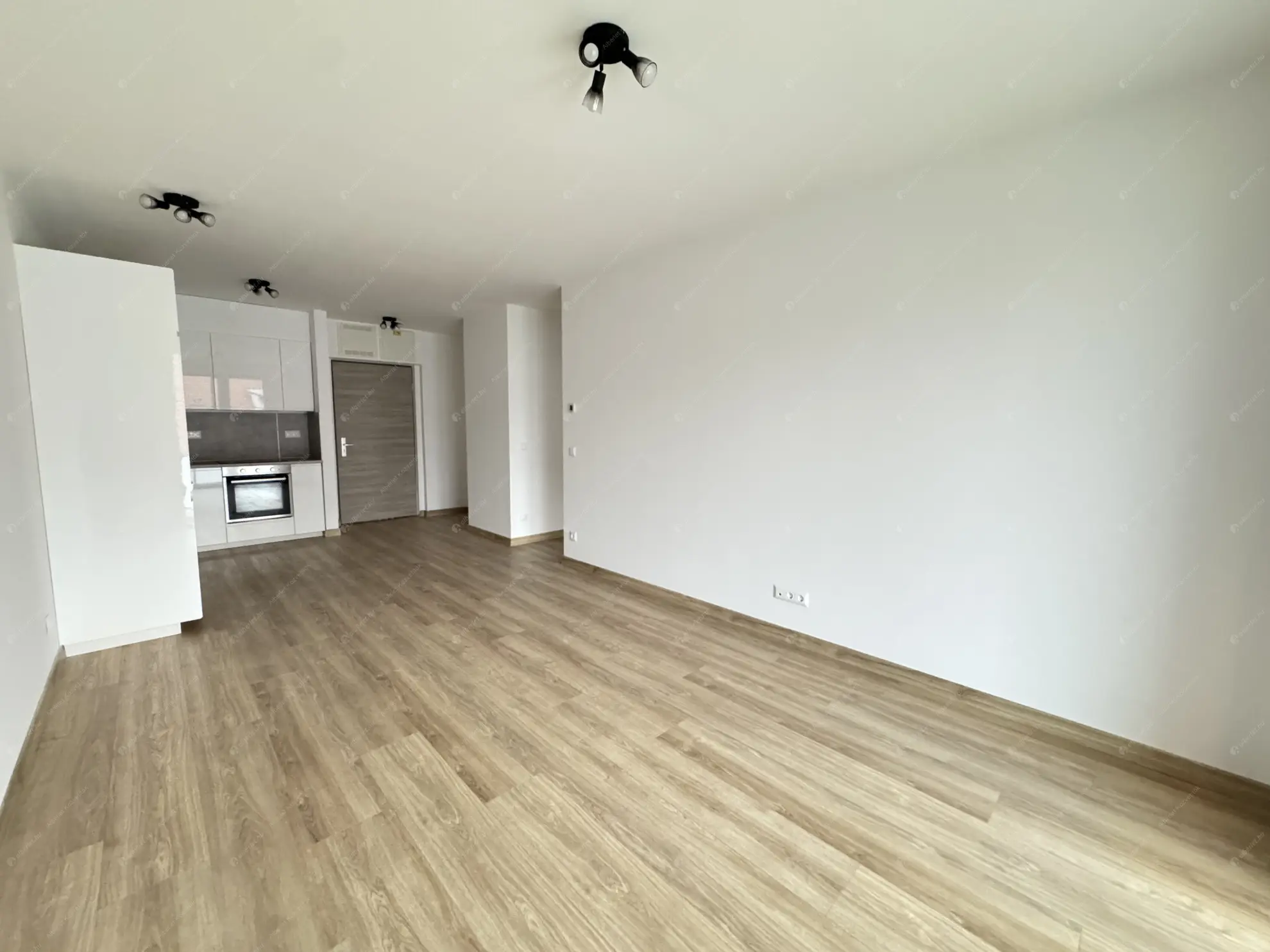 Kiadó albérlet 250000 Ft/hó áron: Budapest, VIII. kerület  Futó utca. Mérete: 49 nm, 2 szobás | Alberlet.hu - 6601648