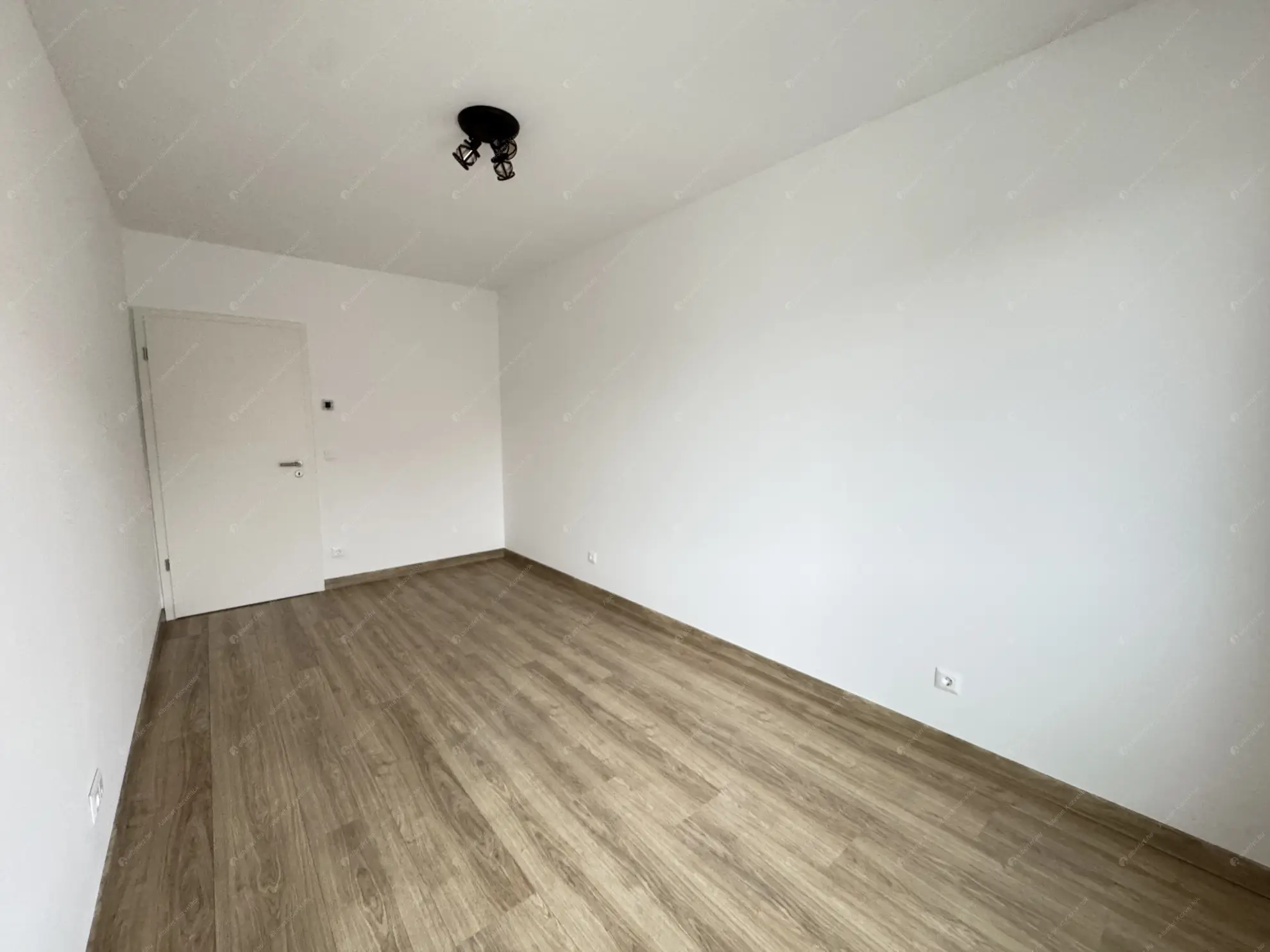 Kiadó albérlet 250000 Ft/hó áron: Budapest, VIII. kerület  Futó utca. Mérete: 49 nm, 2 szobás | Alberlet.hu - 6601652