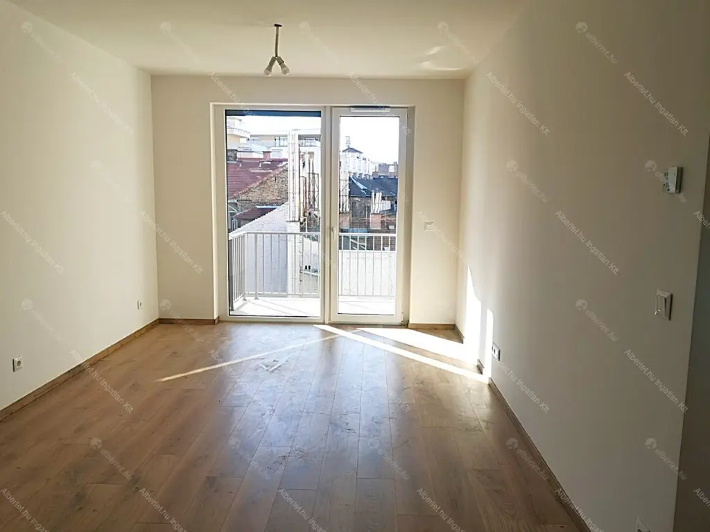 Kiadó albérlet 305000 Ft/hó áron: Budapest, VIII. kerület  Futó utca. Mérete: 49 nm, 2 szobás | Alberlet.hu - 6669528