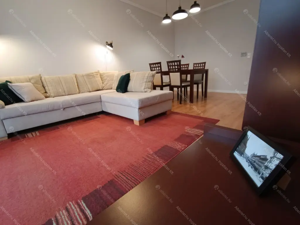 Kiadó albérlet 395000 Ft/hó áron: Budapest, VIII. kerület  Futó utca. Mérete: 61 nm, 1 szobás | Alberlet.hu - 6687399