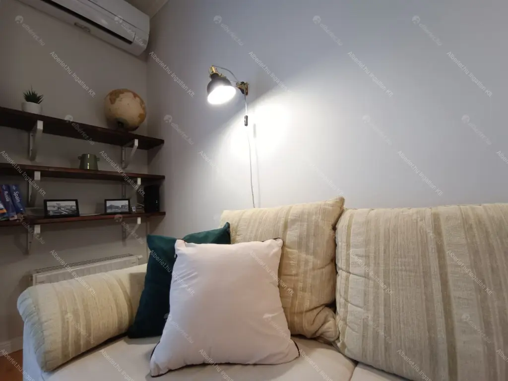 Kiadó albérlet 395000 Ft/hó áron: Budapest, VIII. kerület  Futó utca. Mérete: 61 nm, 1 szobás | Alberlet.hu - 6687401