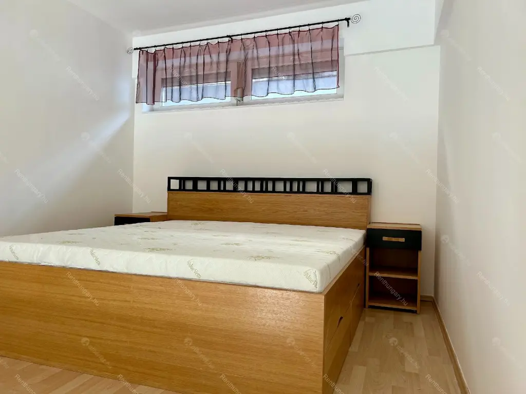 Kiadó albérlet 349000 Ft/hó áron: Budapest, VIII. kerület  Futó utca. Mérete: 71 nm, 1 szobás | Alberlet.hu - 6679840