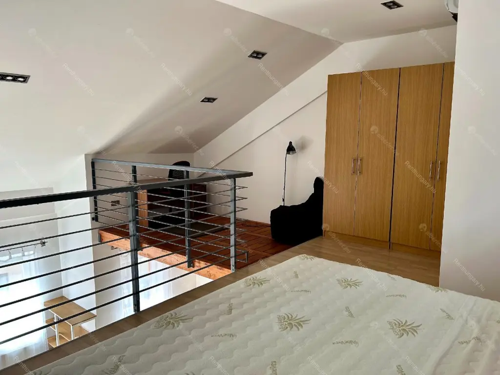 Kiadó albérlet 349000 Ft/hó áron: Budapest, VIII. kerület  Futó utca. Mérete: 71 nm, 1 szobás | Alberlet.hu - 6679841