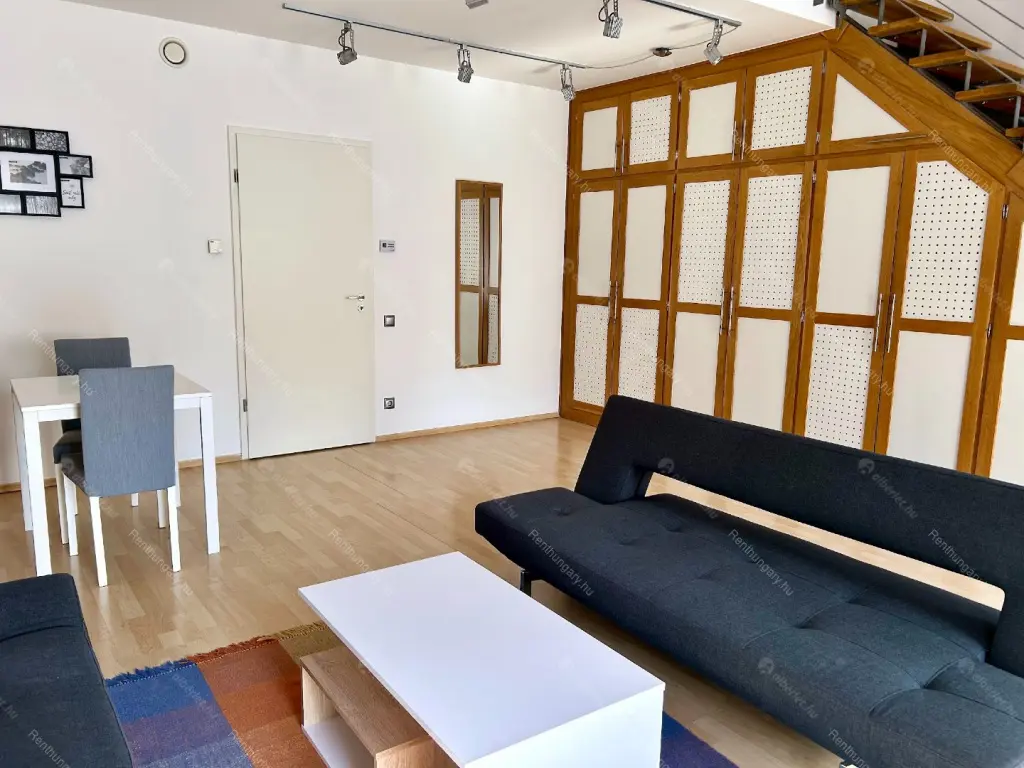 Kiadó albérlet 349000 Ft/hó áron: Budapest, VIII. kerület  Futó utca. Mérete: 71 nm, 1 szobás | Alberlet.hu - 6679843