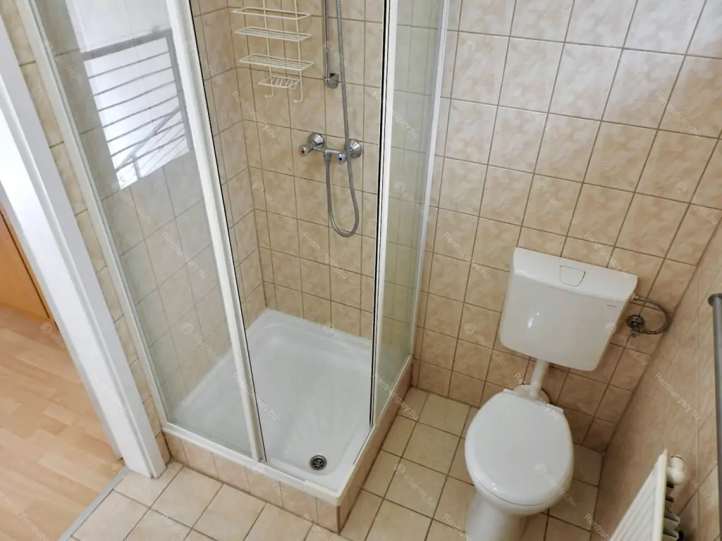 Kiadó albérlet 349000 Ft/hó áron: Budapest, VIII. kerület  Futó utca. Mérete: 71 nm, 1 szobás | Alberlet.hu - 6679847