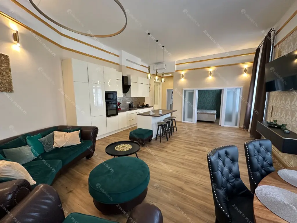 Kiadó albérlet 450000 Ft/hó áron: Budapest, VIII. kerület  Gutenberg tér. Mérete: 107 nm, 3 szobás | Alberlet.hu - 6702186