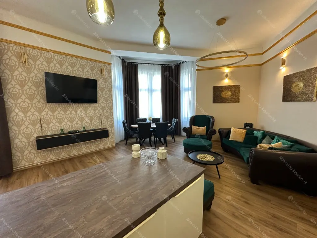 Kiadó albérlet 450000 Ft/hó áron: Budapest, VIII. kerület  Gutenberg tér. Mérete: 107 nm, 3 szobás | Alberlet.hu - 6702192