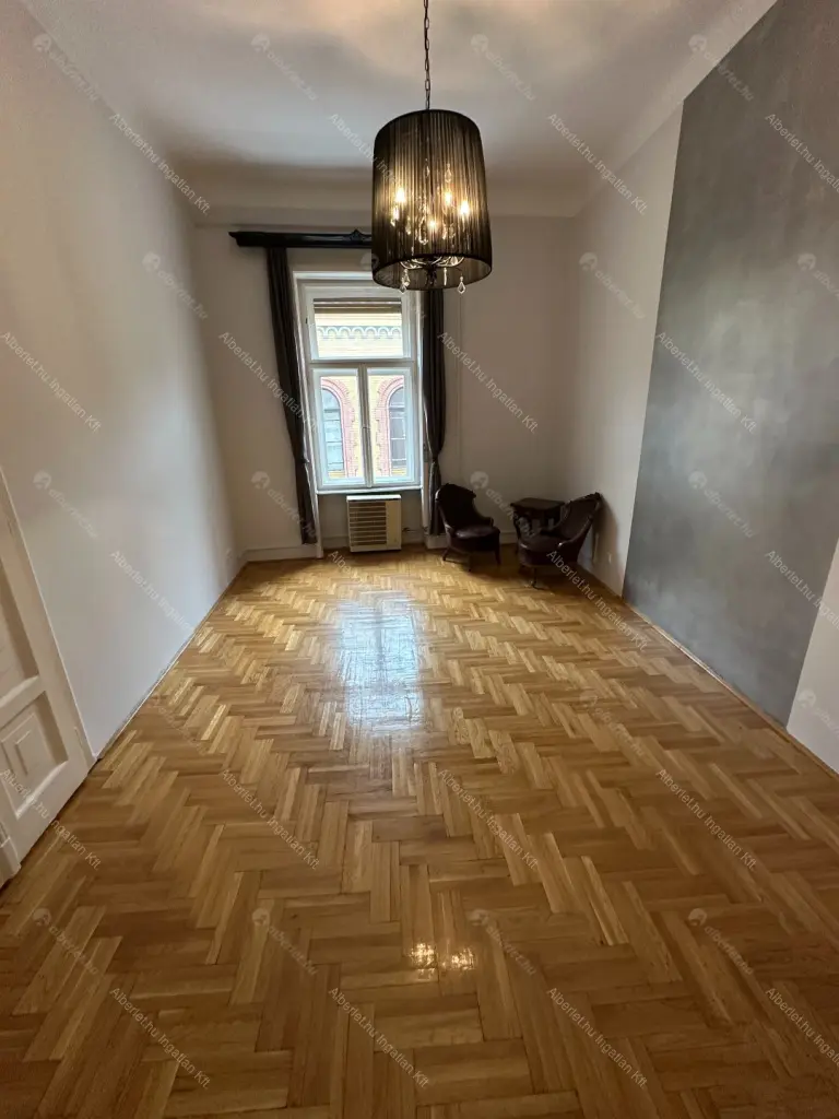 Kiadó albérlet 400000 Ft/hó áron: Budapest, VIII. kerület  Gutenberg tér. Mérete: 115 nm, 4 szobás | Alberlet.hu - 6659776