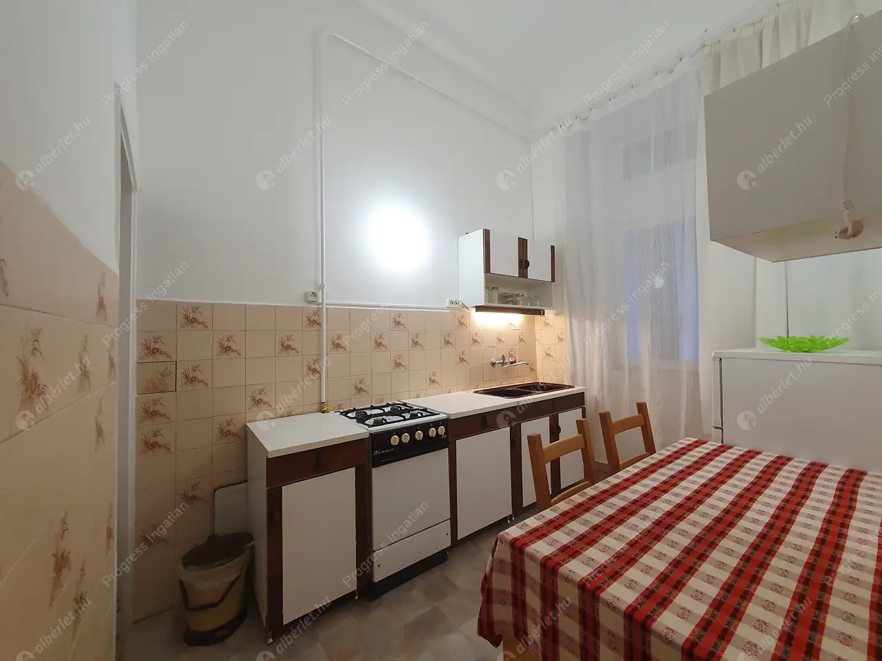 Kiadó albérlet 180000 Ft/hó áron: Budapest, VIII. kerület  Gyulai Pál utca. Mérete: 41 nm, 1 szobás | Alberlet.hu - 6639532