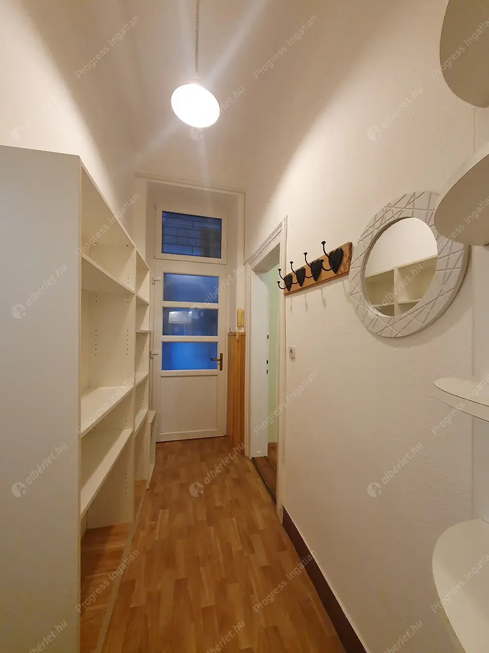 Kiadó albérlet 180000 Ft/hó áron: Budapest, VIII. kerület  Gyulai Pál utca. Mérete: 41 nm, 1 szobás | Alberlet.hu - 6639537