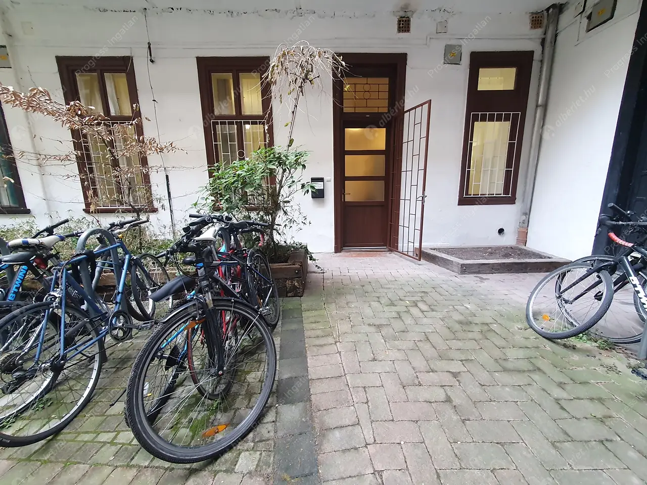 Kiadó albérlet 180000 Ft/hó áron: Budapest, VIII. kerület  Gyulai Pál utca. Mérete: 41 nm, 1 szobás | Alberlet.hu - 6639538