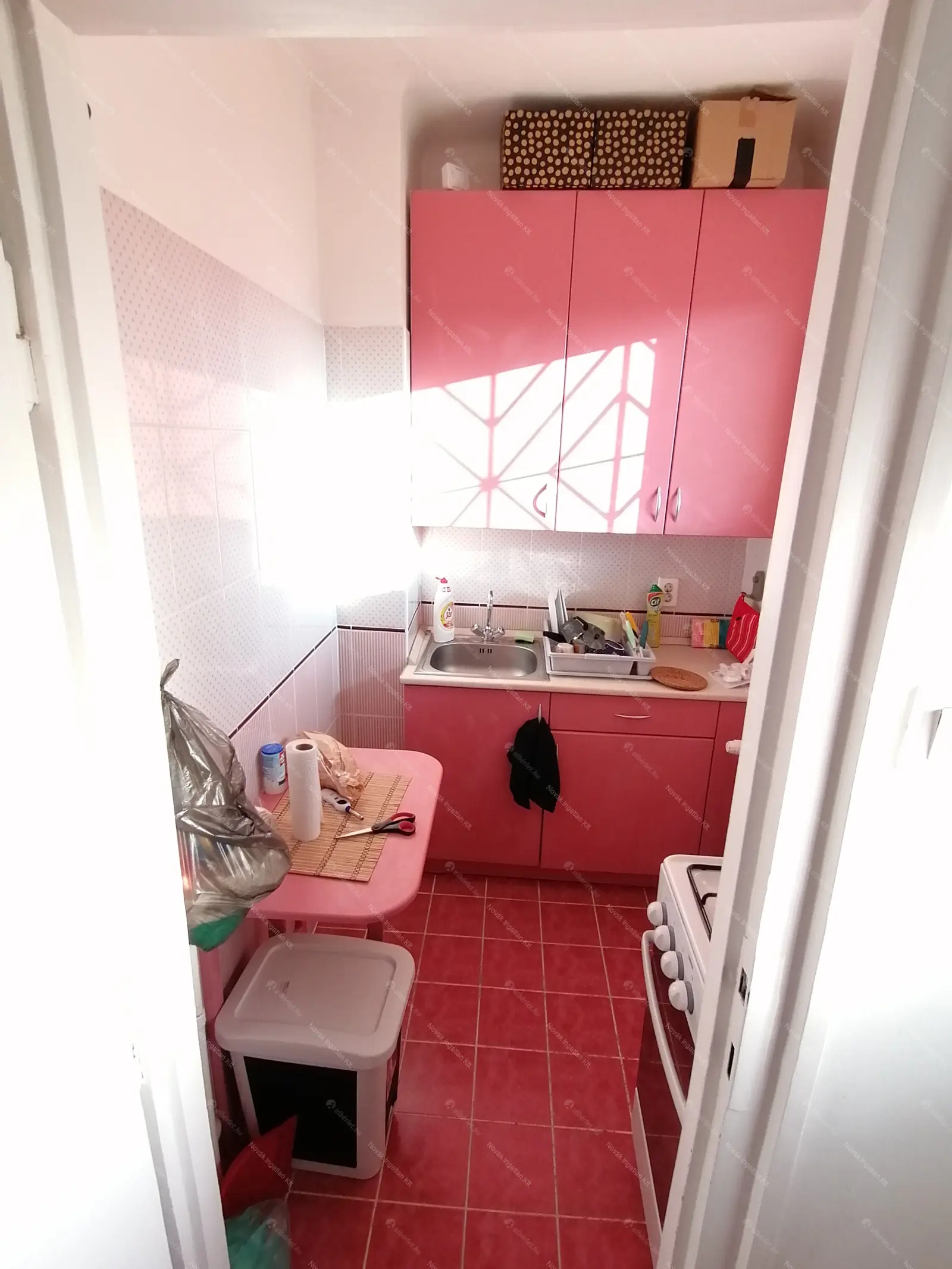 Kiadó albérlet 179000 Ft/hó áron: Budapest, VIII. kerület  Harminckettesek tere. Mérete: 37 nm, 1 szobás | Alberlet.hu - 6661692