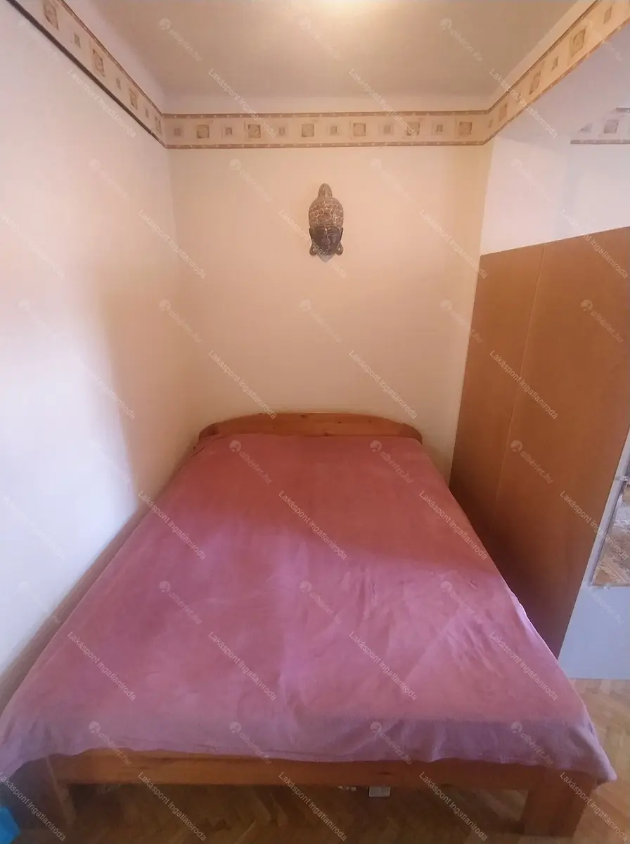 Kiadó albérlet 220000 Ft/hó áron: Budapest, VIII. kerület  Harminckettesek tere. Mérete: 50 nm, 2 szobás | Alberlet.hu - 6674832