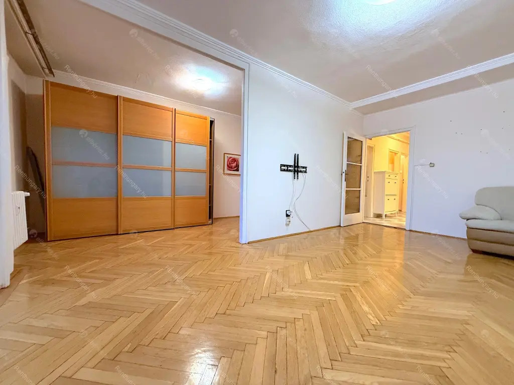 Kiadó albérlet 230000 Ft/hó áron: Budapest, VIII. kerület  Harminckettesek tere. Mérete: 55 nm, 1 szobás | Alberlet.hu - 6643978