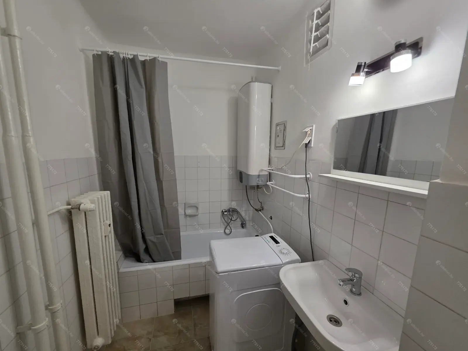 Kiadó albérlet 280000 Ft/hó áron: Budapest, VIII. kerület  Harminckettesek tere. Mérete: 64 nm, 2 szobás | Alberlet.hu - 6662582