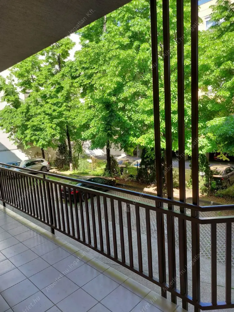 Kiadó albérlet 200000 Ft/hó áron: Budapest, VIII. kerület  Hock János utca. Mérete: 39 nm, 1 szobás | Alberlet.hu - 6619363