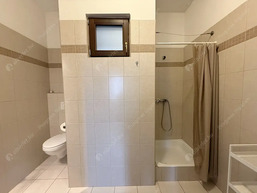 Kiadó albérlet 270000 Ft/hó áron: Budapest, VIII. kerület  Högyes Endre  . Mérete: 53 nm, 2 szobás | Alberlet.hu - 6638839