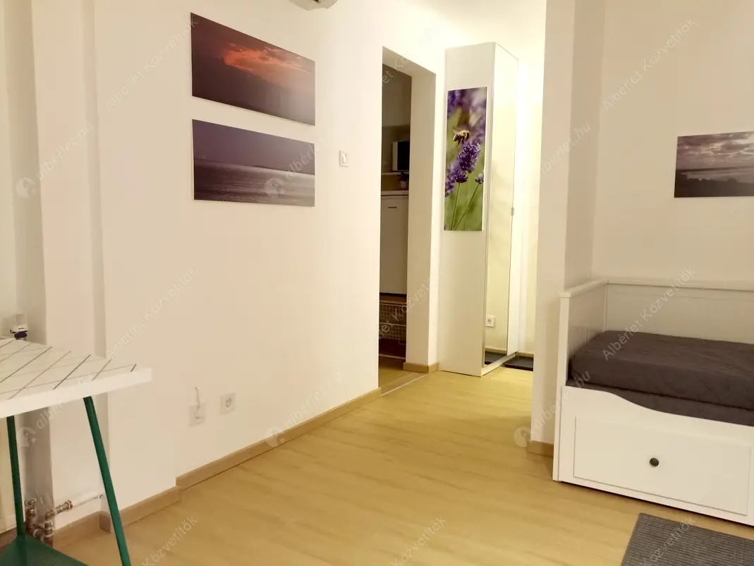 Kiadó albérlet 190000 Ft/hó áron: Budapest, VIII. kerület  Horánszky utca. Mérete: 25 nm, 1 szobás | Alberlet.hu - 6588020