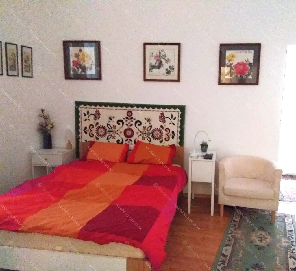 Kiadó albérlet 180000 Ft/hó áron: Budapest, VIII. kerület  Horváth Mihály tér. Mérete: 35 nm, 1 szobás | Alberlet.hu - 6645799