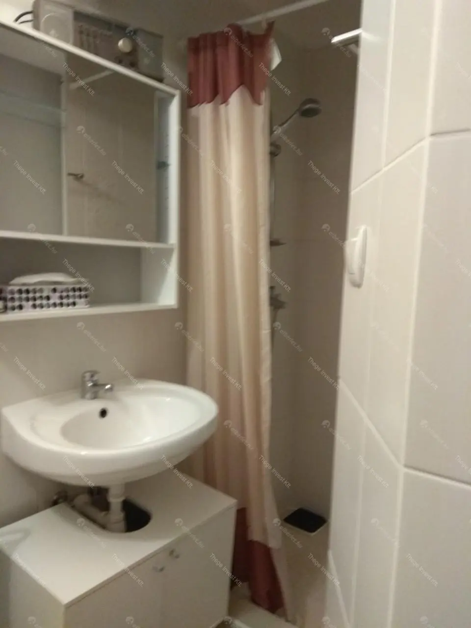 Kiadó albérlet 190000 Ft/hó áron: Budapest, VIII. kerület  Horváth Mihály tér. Mérete: 35 nm, 1 szobás | Alberlet.hu - 6658554