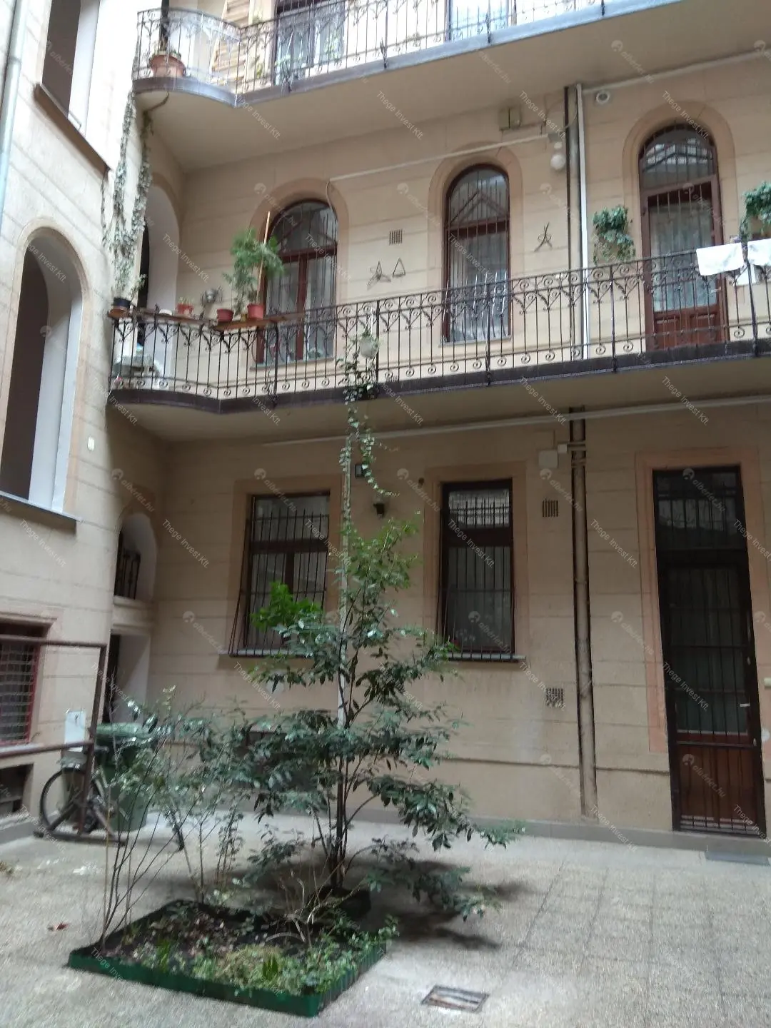 Kiadó albérlet 190000 Ft/hó áron: Budapest, VIII. kerület  Horváth Mihály tér. Mérete: 35 nm, 1 szobás | Alberlet.hu - 6658559