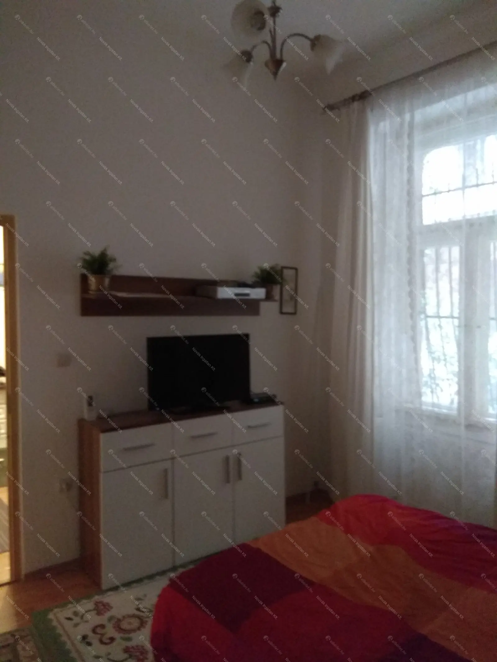 Kiadó albérlet 190000 Ft/hó áron: Budapest, VIII. kerület  Horváth Mihály tér. Mérete: 35 nm, 1 szobás | Alberlet.hu - 6672239