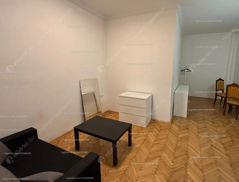 Kiadó albérlet 220000 Ft/hó áron: Budapest, VIII. kerület  Horváth Mihály tér. Mérete: 45 nm, 1 szobás | Alberlet.hu - 6609173