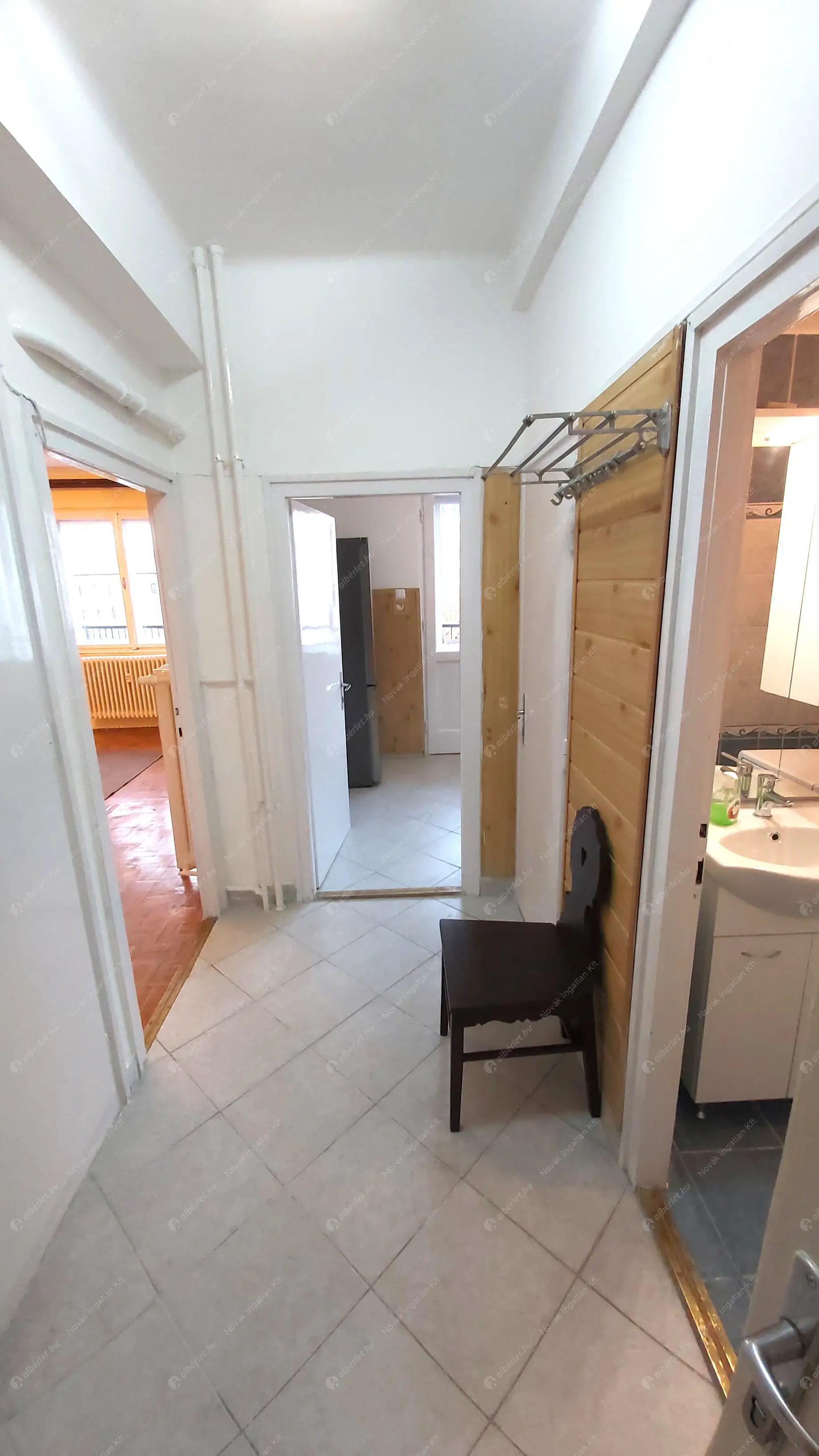 Kiadó albérlet 250000 Ft/hó áron: Budapest, VIII. kerület  Horváth Mihály tér. Mérete: 54 nm, 2 szobás | Alberlet.hu - 6604485