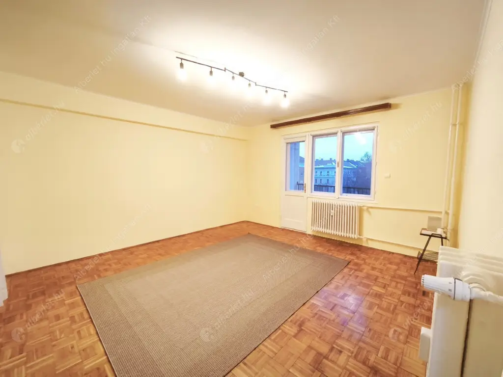 Kiadó albérlet 240000 Ft/hó áron: Budapest, VIII. kerület  Horváth Mihály tér. Mérete: 54 nm, 1 szobás | Alberlet.hu - 6633237