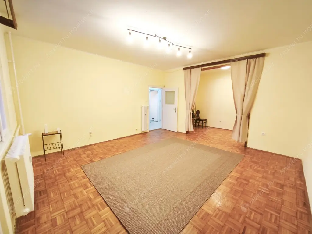 Kiadó albérlet 240000 Ft/hó áron: Budapest, VIII. kerület  Horváth Mihály tér. Mérete: 54 nm, 1 szobás | Alberlet.hu - 6633241