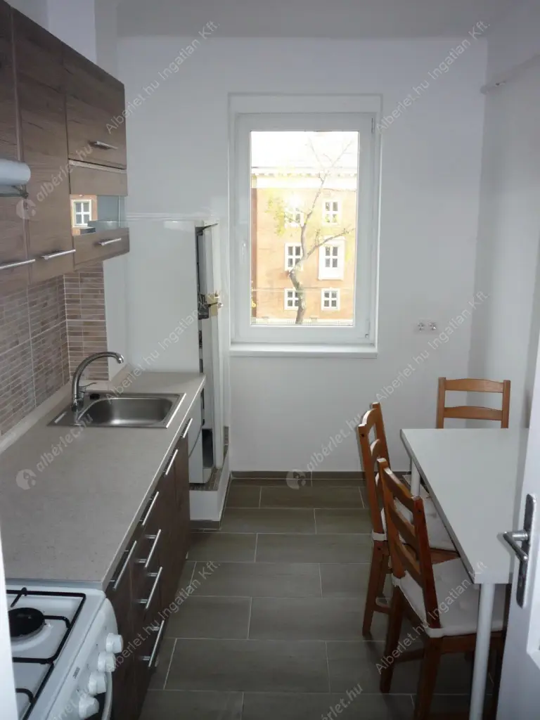 Kiadó albérlet 280000 Ft/hó áron: Budapest, VIII. kerület  Hungária körút. Mérete: 46 nm, 2 szobás | Alberlet.hu - 6595356
