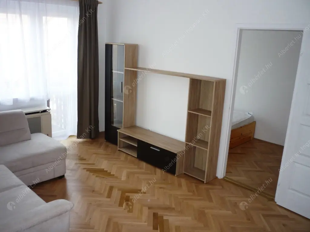 Kiadó albérlet 280000 Ft/hó áron: Budapest, VIII. kerület  Hungária körút. Mérete: 46 nm, 2 szobás | Alberlet.hu - 6595357