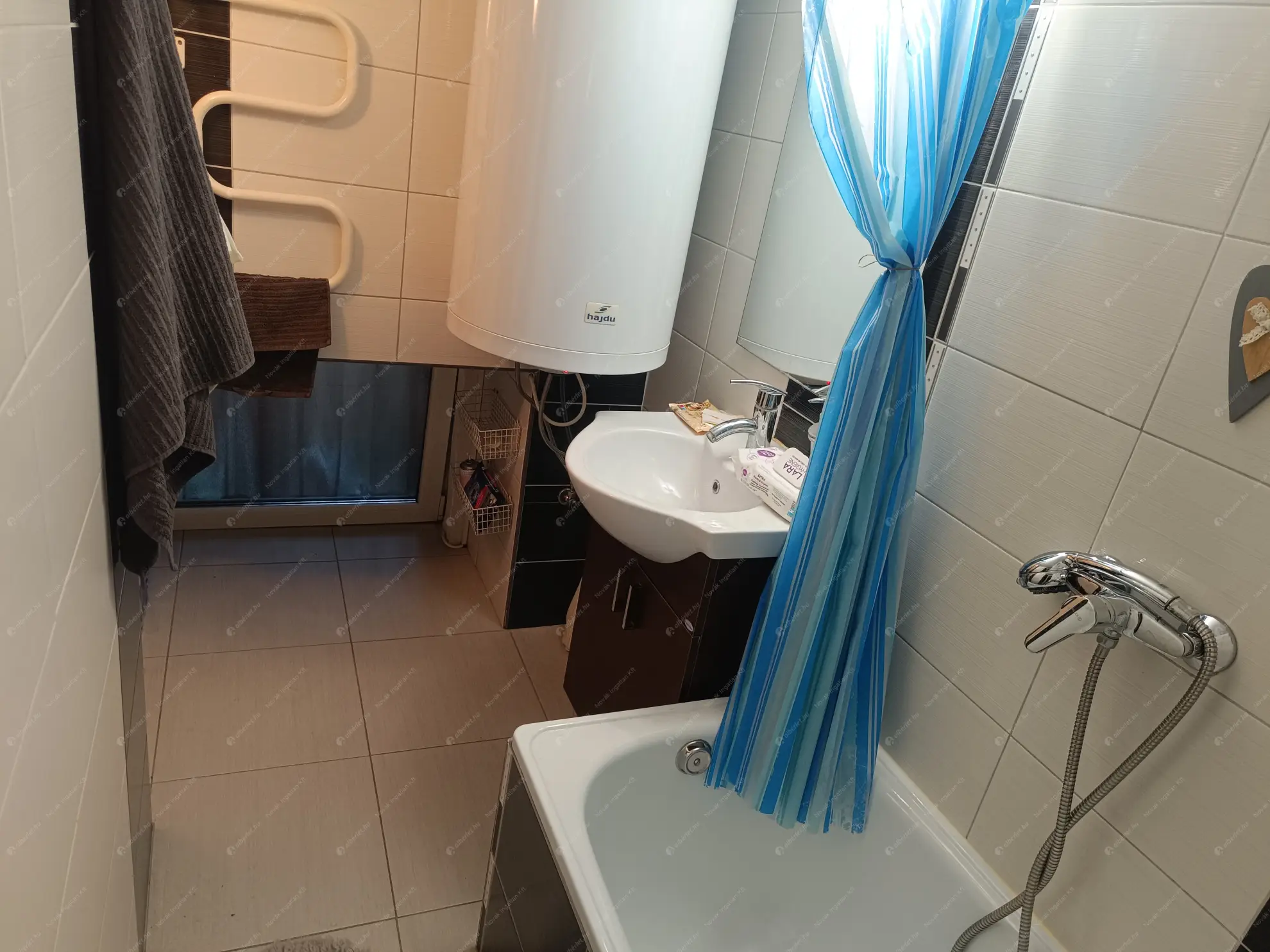 Kiadó albérlet 200000 Ft/hó áron: Budapest, VIII. kerület  II. János Pál pápa tér. Mérete: 22 nm, 1 szobás | Alberlet.hu - 6639603