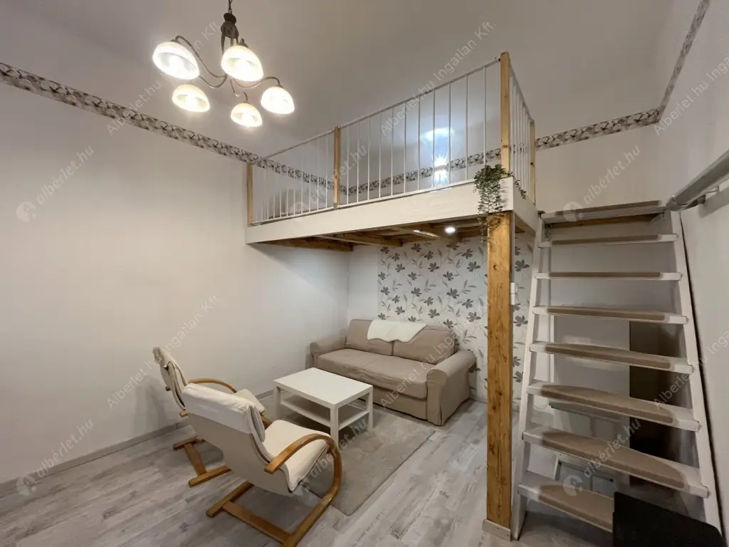 Kiadó albérlet 215000 Ft/hó áron: Budapest, VIII. kerület  II. János Pál pápa tér. Mérete: 32 nm, 1 szobás | Alberlet.hu - 6630633