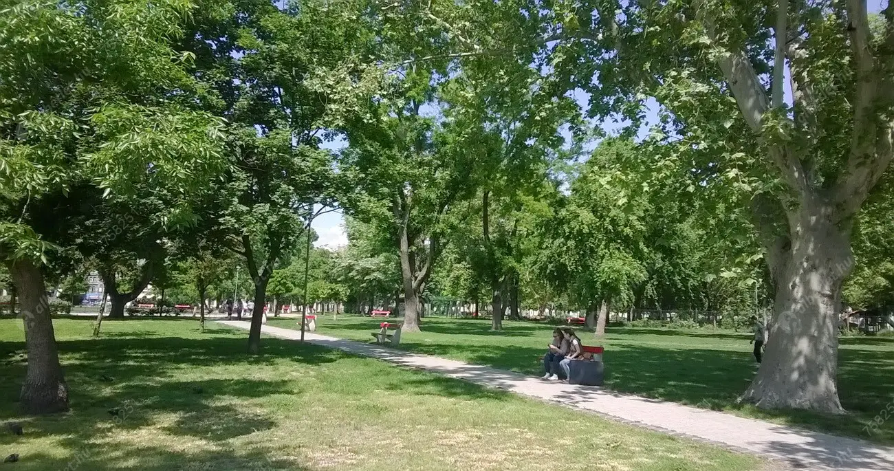 Kiadó albérlet 238000 Ft/hó áron: Budapest, VIII. kerület  II. János Pál pápa tér. Mérete: 45 nm, 1 szobás | Alberlet.hu - 6405806