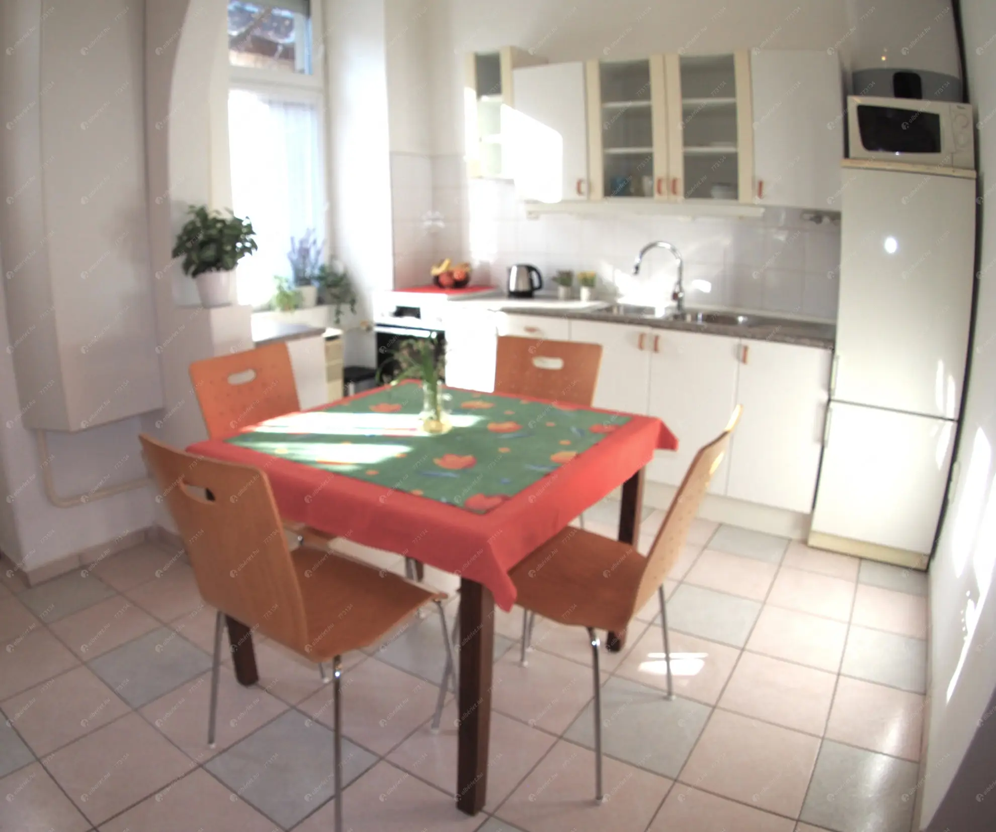 Kiadó albérlet 228000 Ft/hó áron: Budapest, VIII. kerület  II. János Pál pápa tér. Mérete: 45 nm, 1 szobás | Alberlet.hu - 6626271