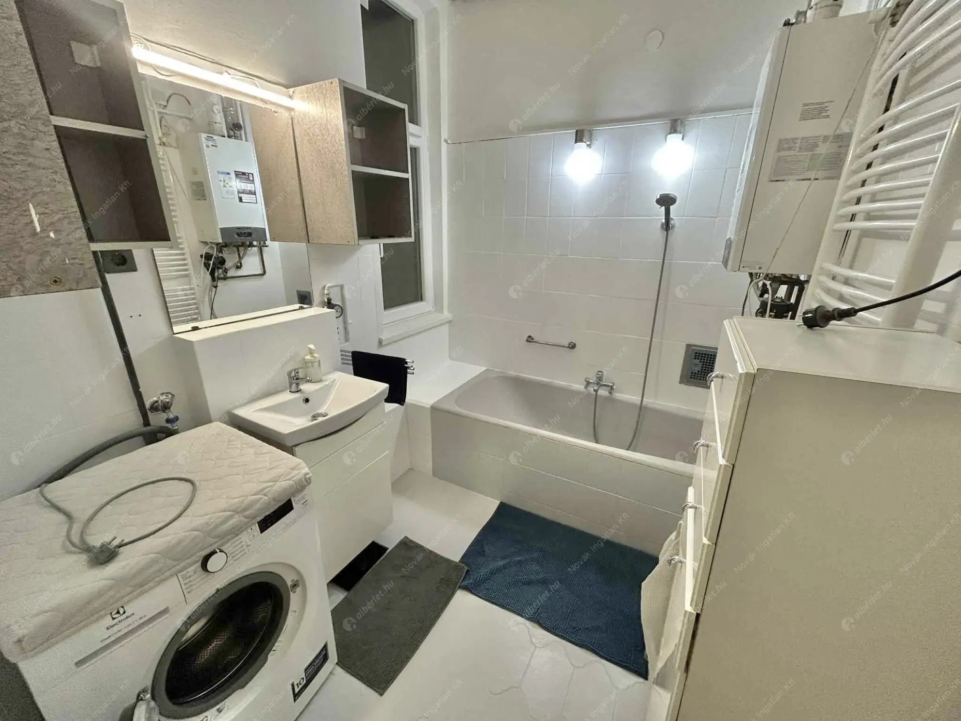 Kiadó albérlet 260000 Ft/hó áron: Budapest, VIII. kerület  II. János Pál pápa tér. Mérete: 51 nm, 1 szobás | Alberlet.hu - 6583771