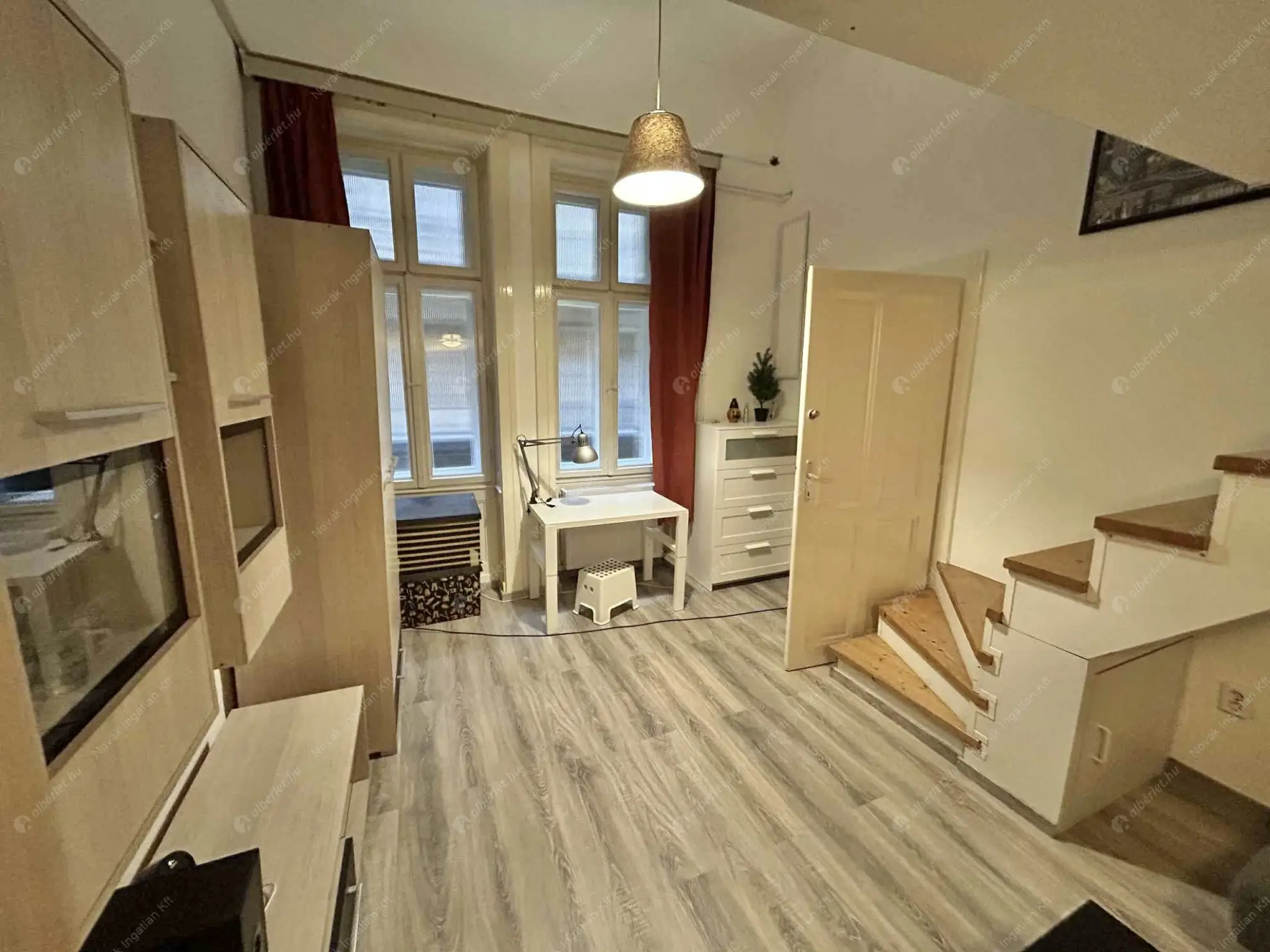 Kiadó albérlet 260000 Ft/hó áron: Budapest, VIII. kerület  II. János Pál pápa tér. Mérete: 51 nm, 1 szobás | Alberlet.hu - 6583772