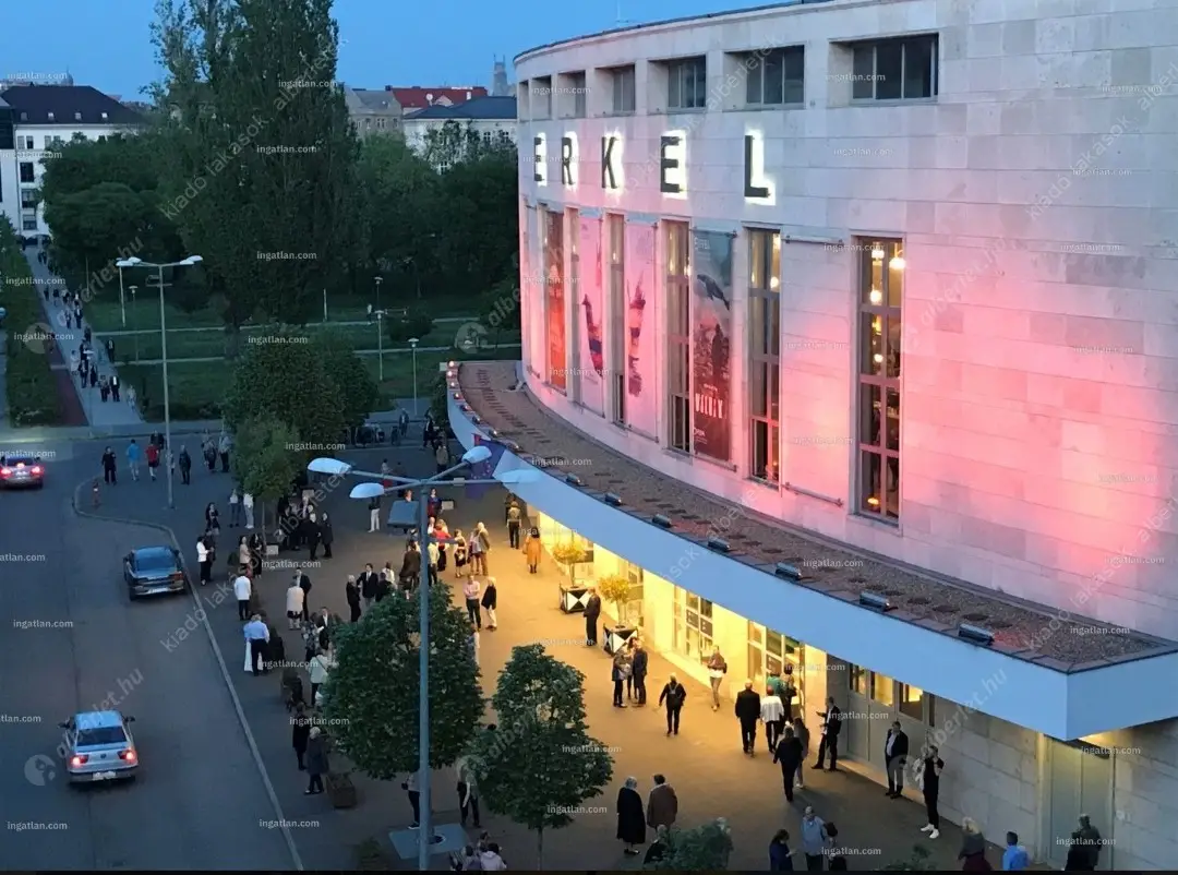 Kiadó albérlet 250000 Ft/hó áron: Budapest, VIII. kerület  II. János Pál pápa tér. Mérete: 53 nm, 2 szobás | Alberlet.hu - 6621424