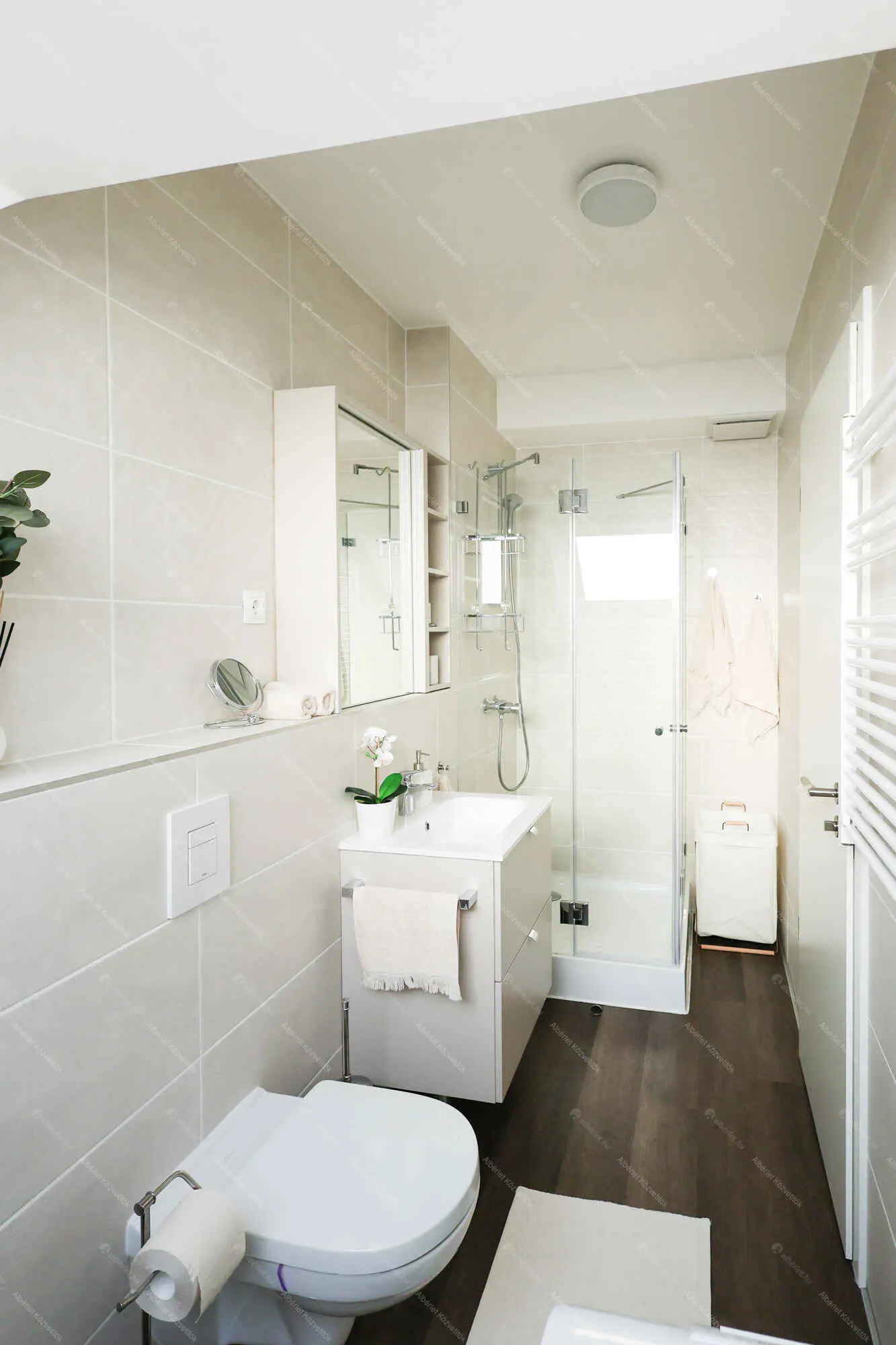 Kiadó albérlet 225000 Ft/hó áron: Budapest, VIII. kerület  Illés utca. Mérete: 32 nm, 1 szobás | Alberlet.hu - 6656649