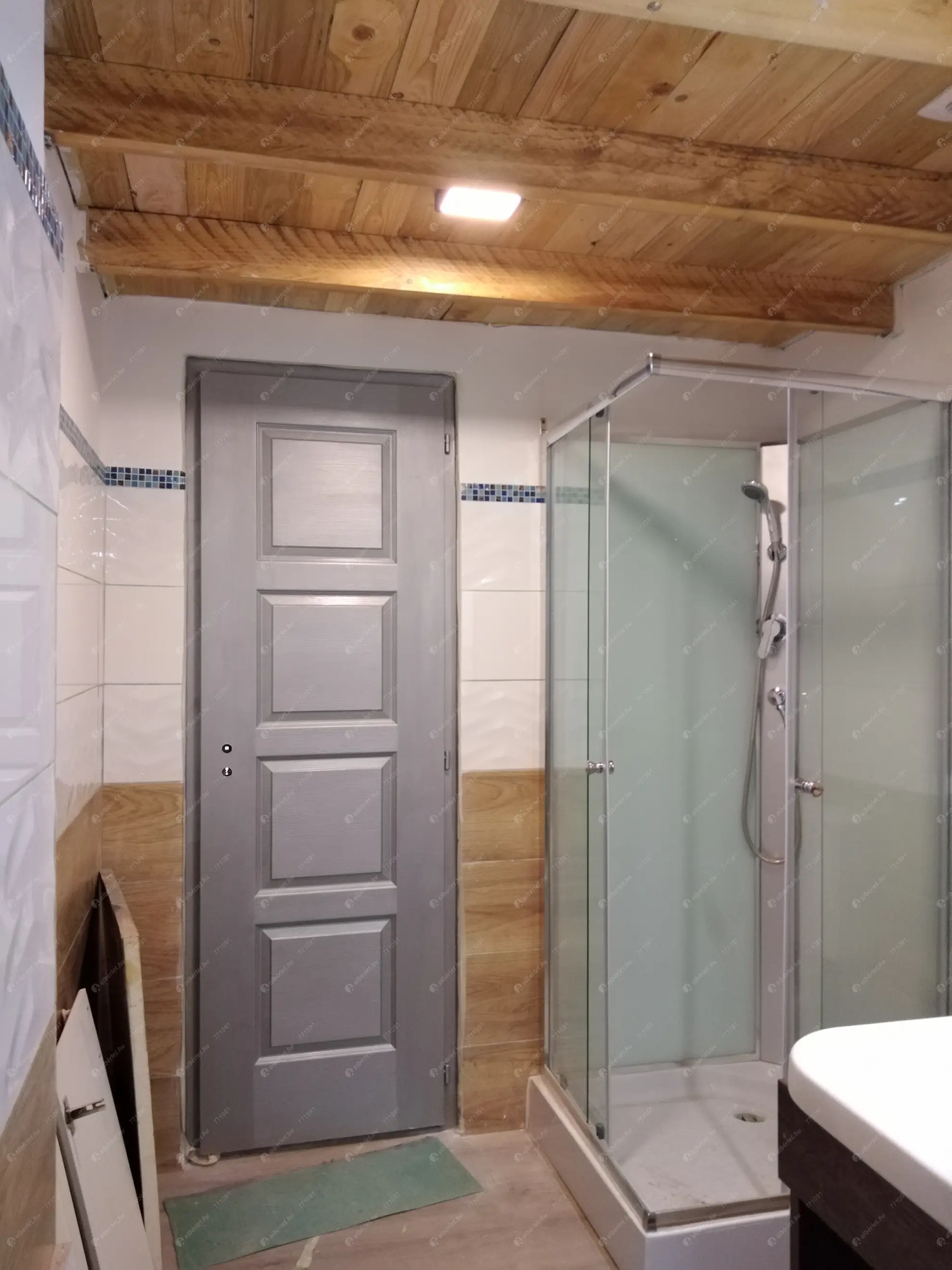 Kiadó albérlet 150000 Ft/hó áron: Budapest, VIII. kerület  Illés utca. Mérete: 38 nm, 1 szobás | Alberlet.hu - 6584420