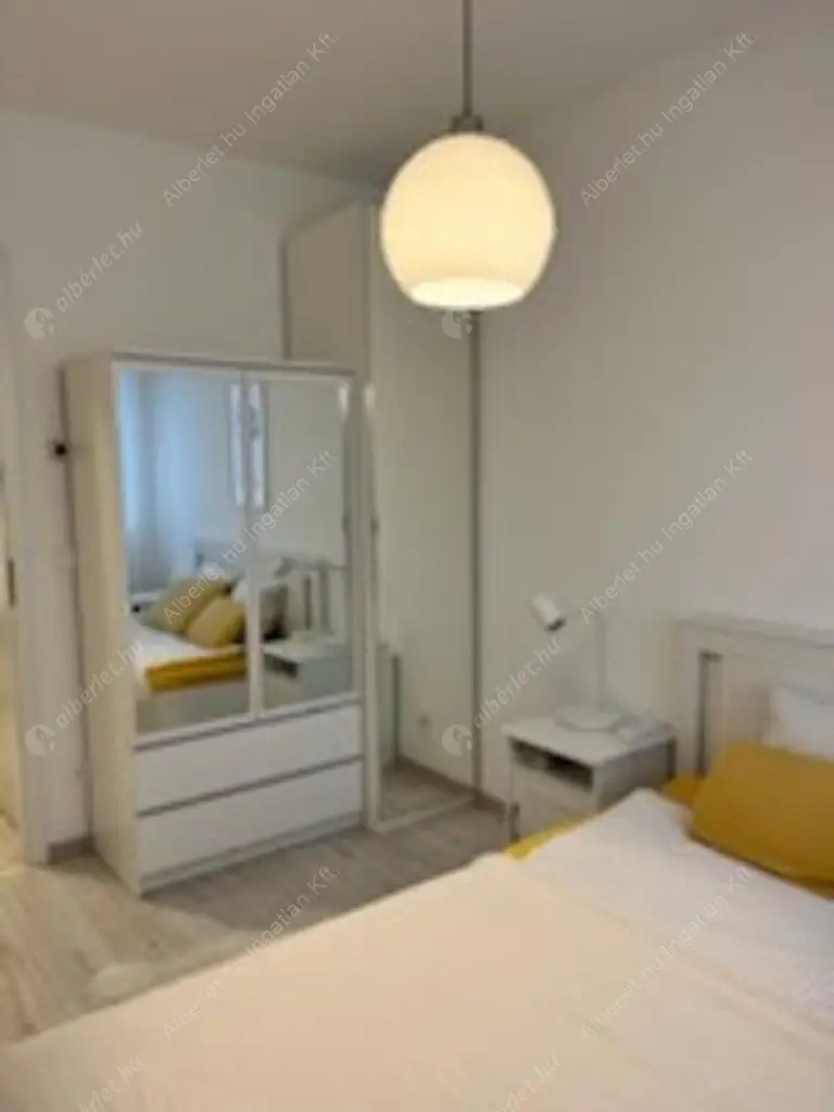 Kiadó albérlet 295000 Ft/hó áron: Budapest, VIII. kerület  Illés utca. Mérete: 43 nm, 2 szobás | Alberlet.hu - 6590734